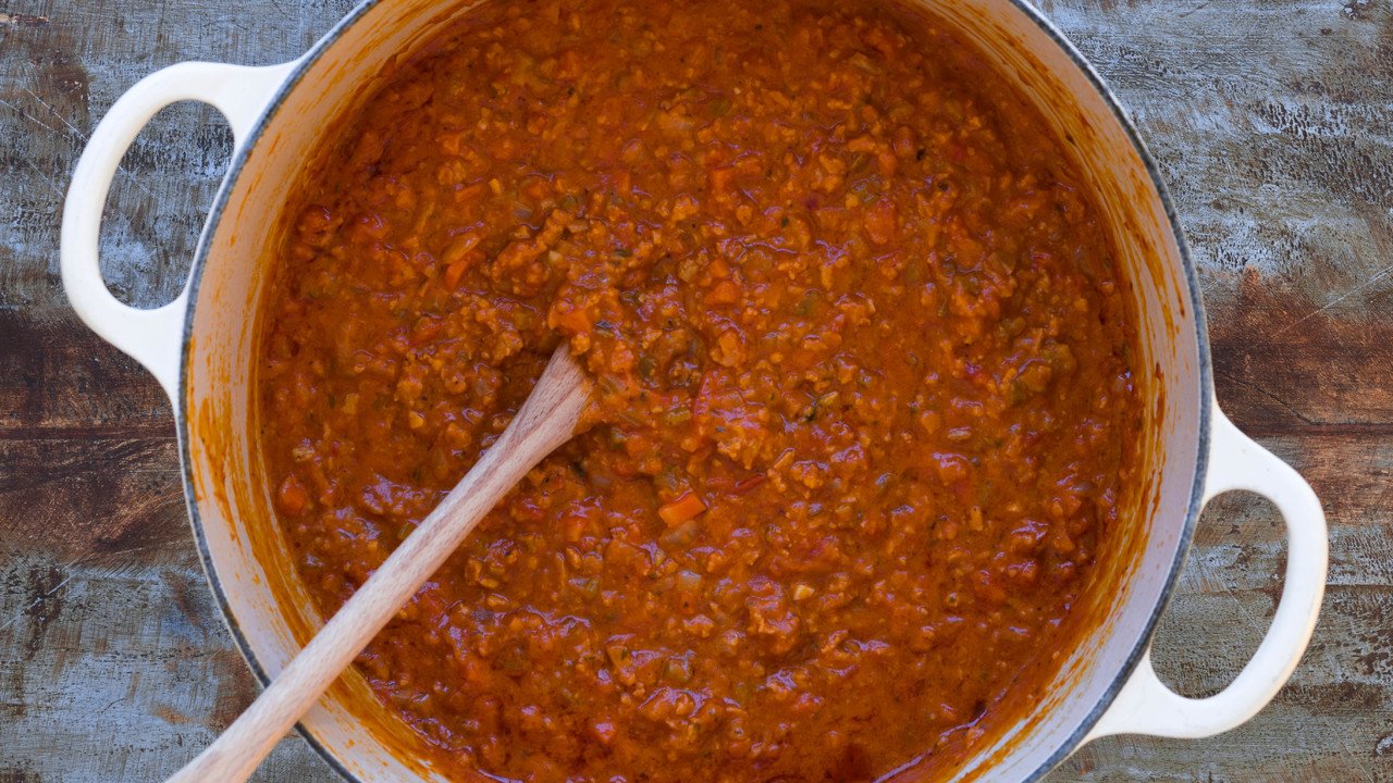 Awal Mula Saus Bolognese: Dari Dapur Italia hingga Meja Makan Dunia